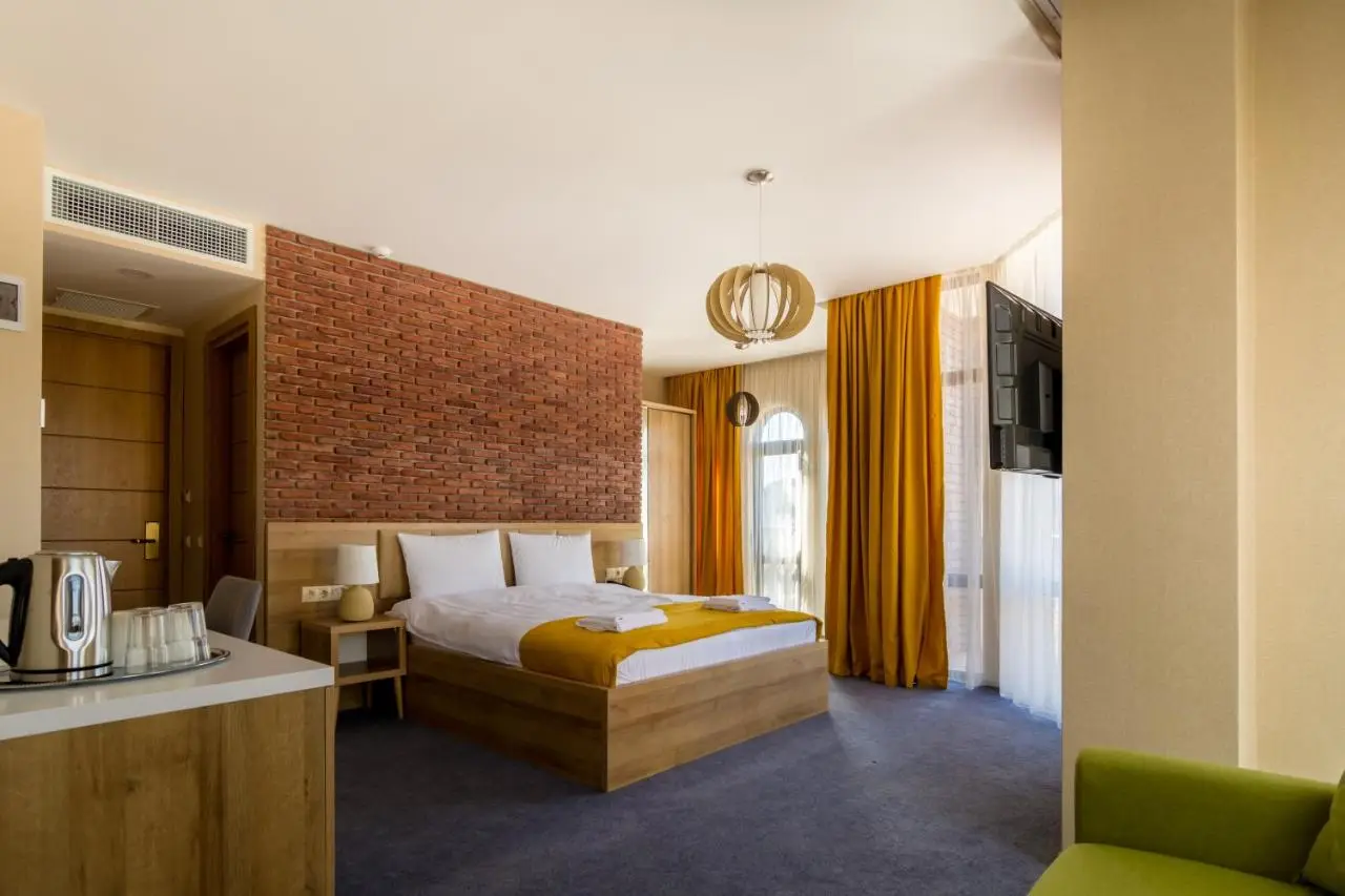 Hotel London