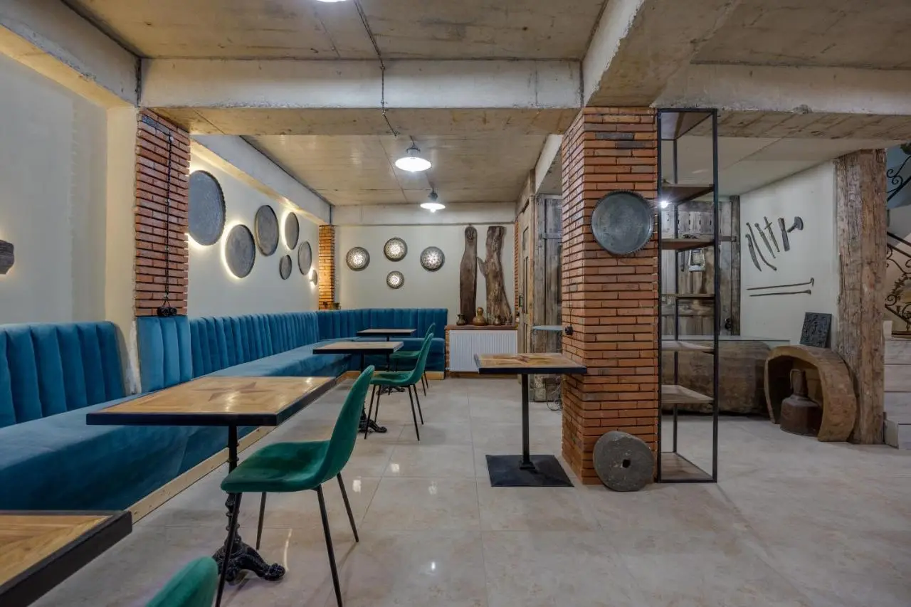 Regraph Hotel