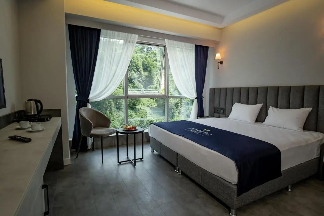 Newarise Hotel