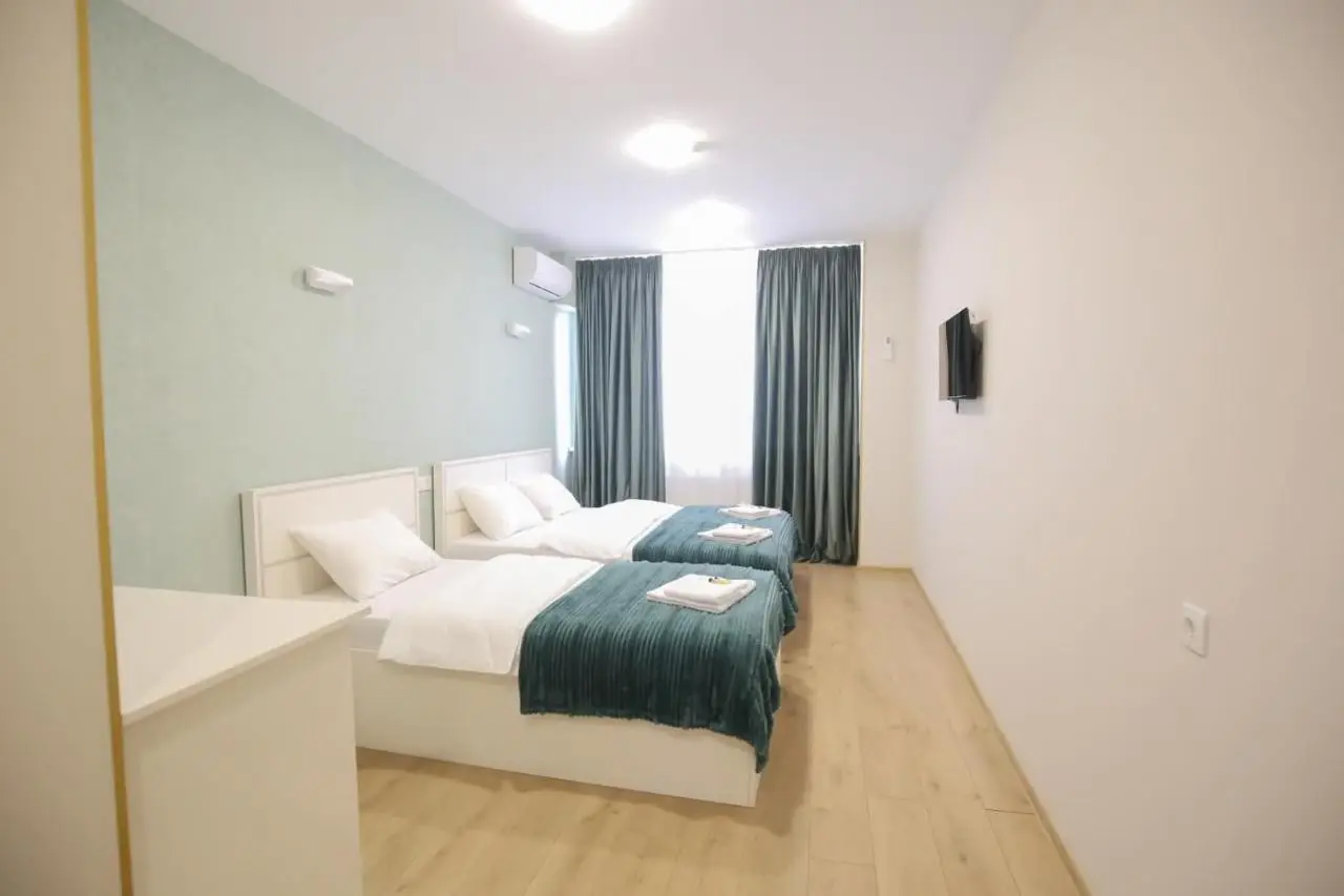 Hotel Caucasus