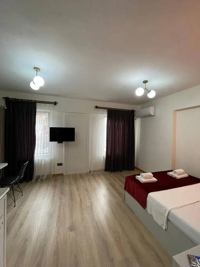 PANORAMA CITY SUITE
