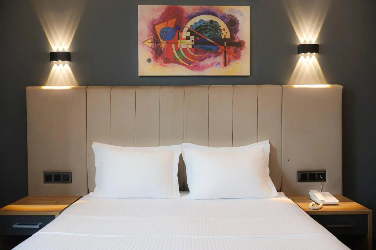 Home Plus Hotel