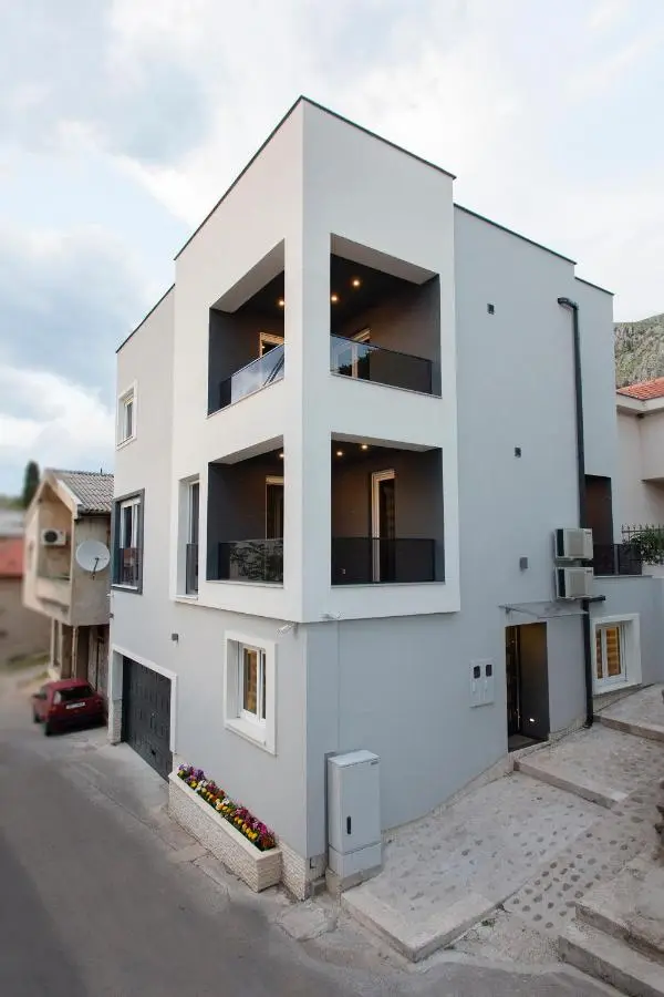 Apartments Aida "Newly Renovated"