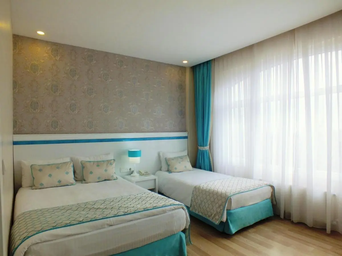 Star Holiday Hotel