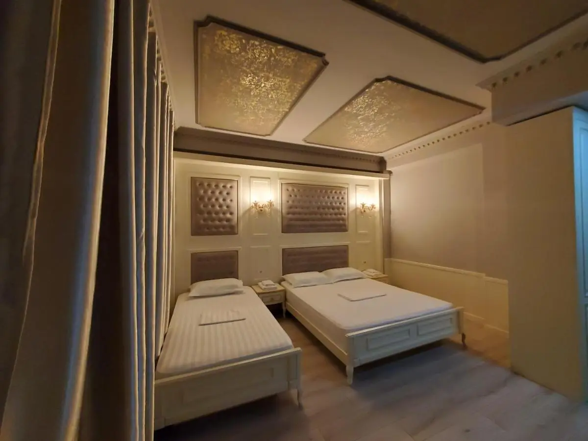 Hotel Lotus