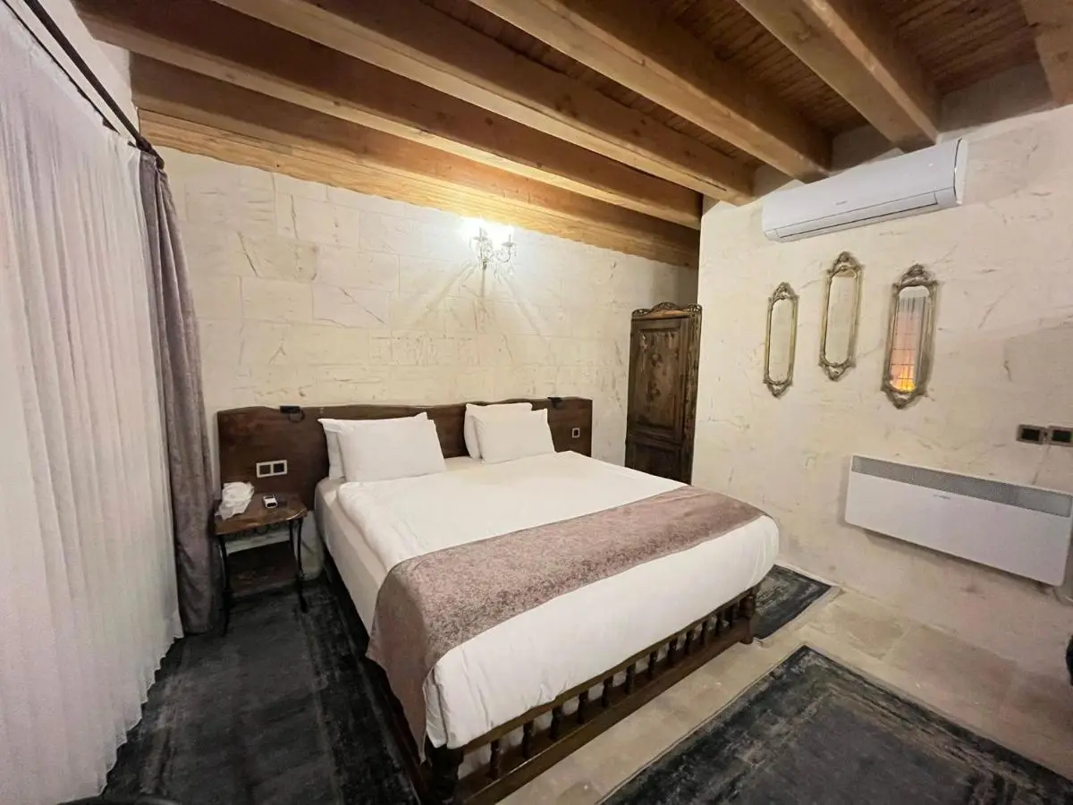 Tessera Hotel