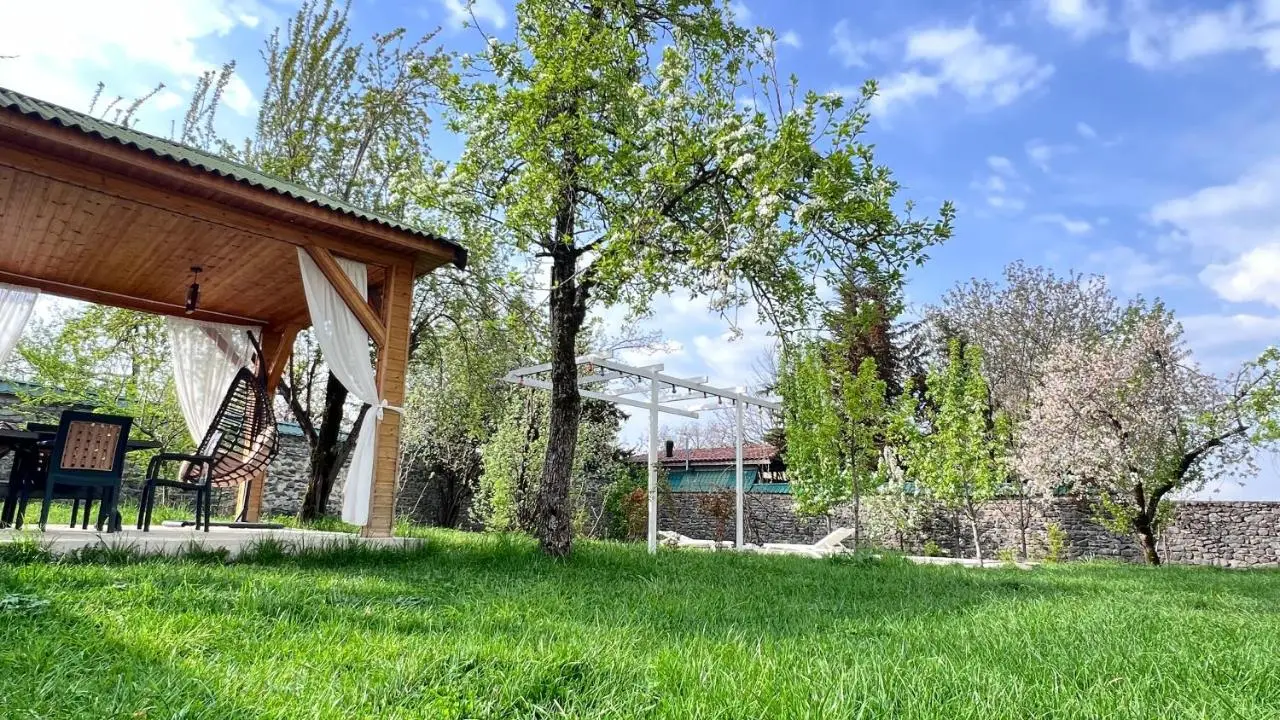 Mountain View Deluxe Villa & pool