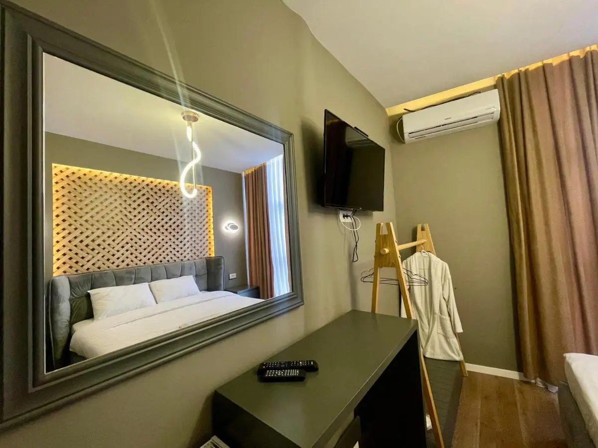 GRAND JNK Boutique Hotel
