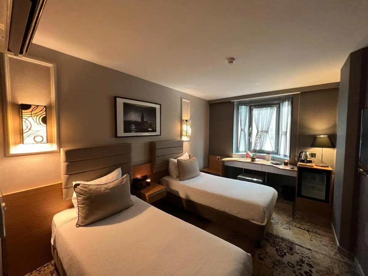 All Seasons Hotel