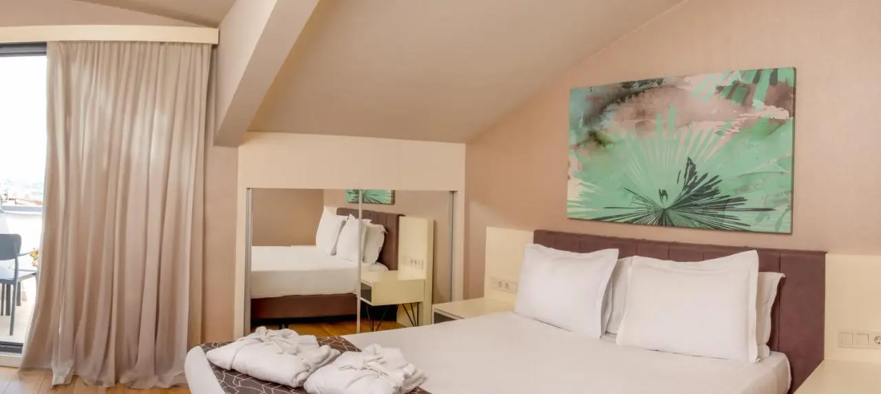 Elm Suite Hotel