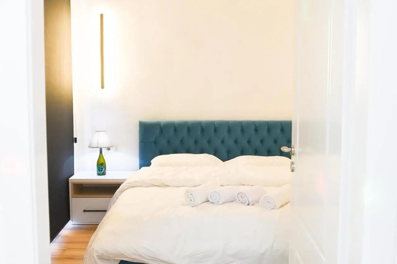 Matisse No3 - One Bedroom Apartment With Balcony