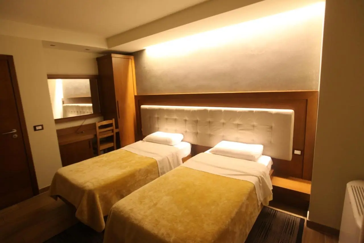 Hotel Alpin Llogara