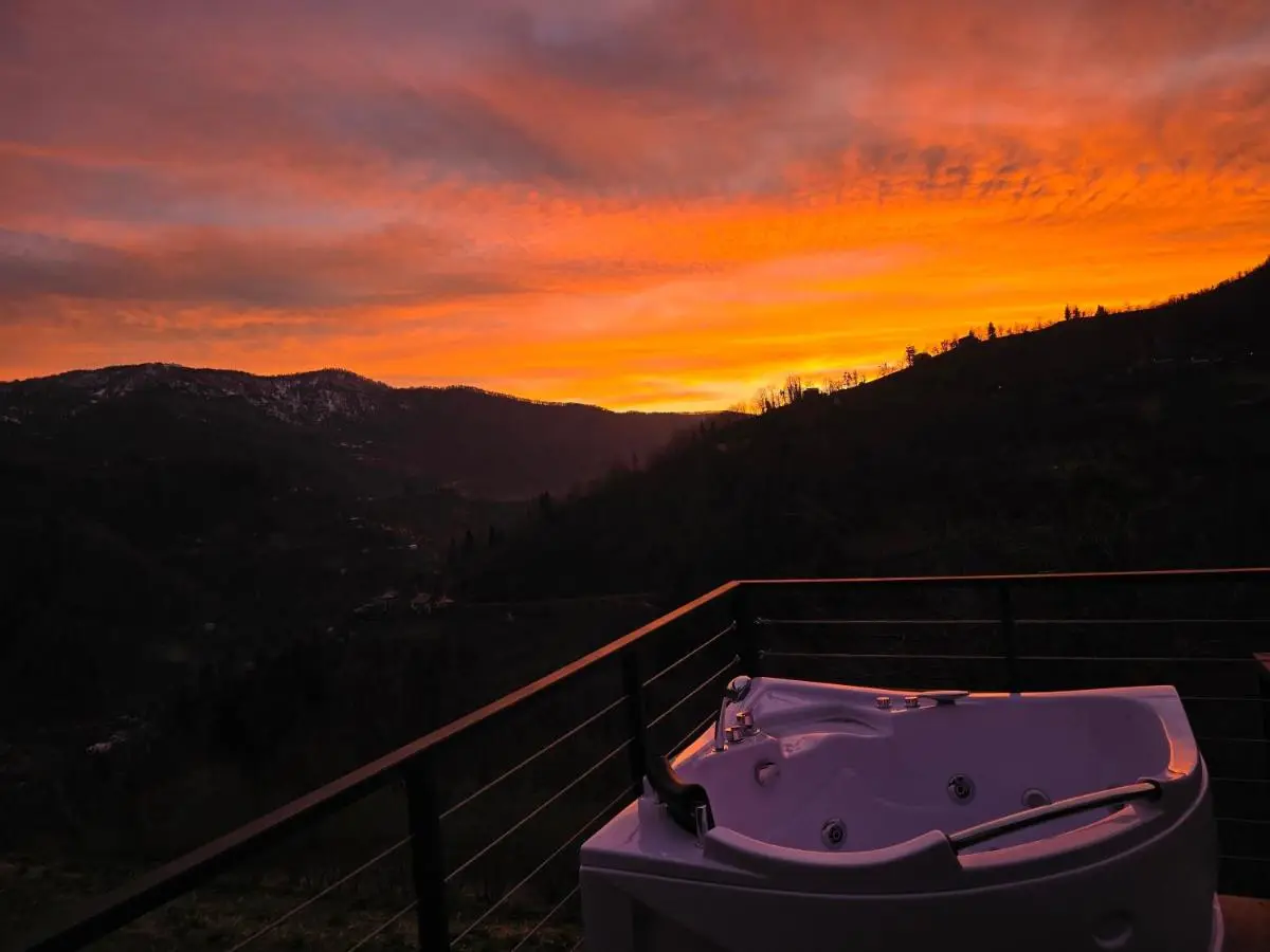 Hill House Merisi