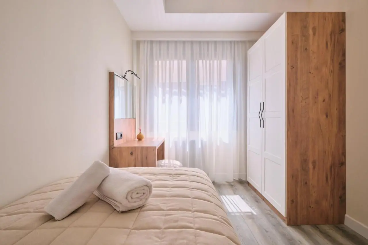BSY's Stylish 1BR,2BR ,3BR Apartments in Brand New Building