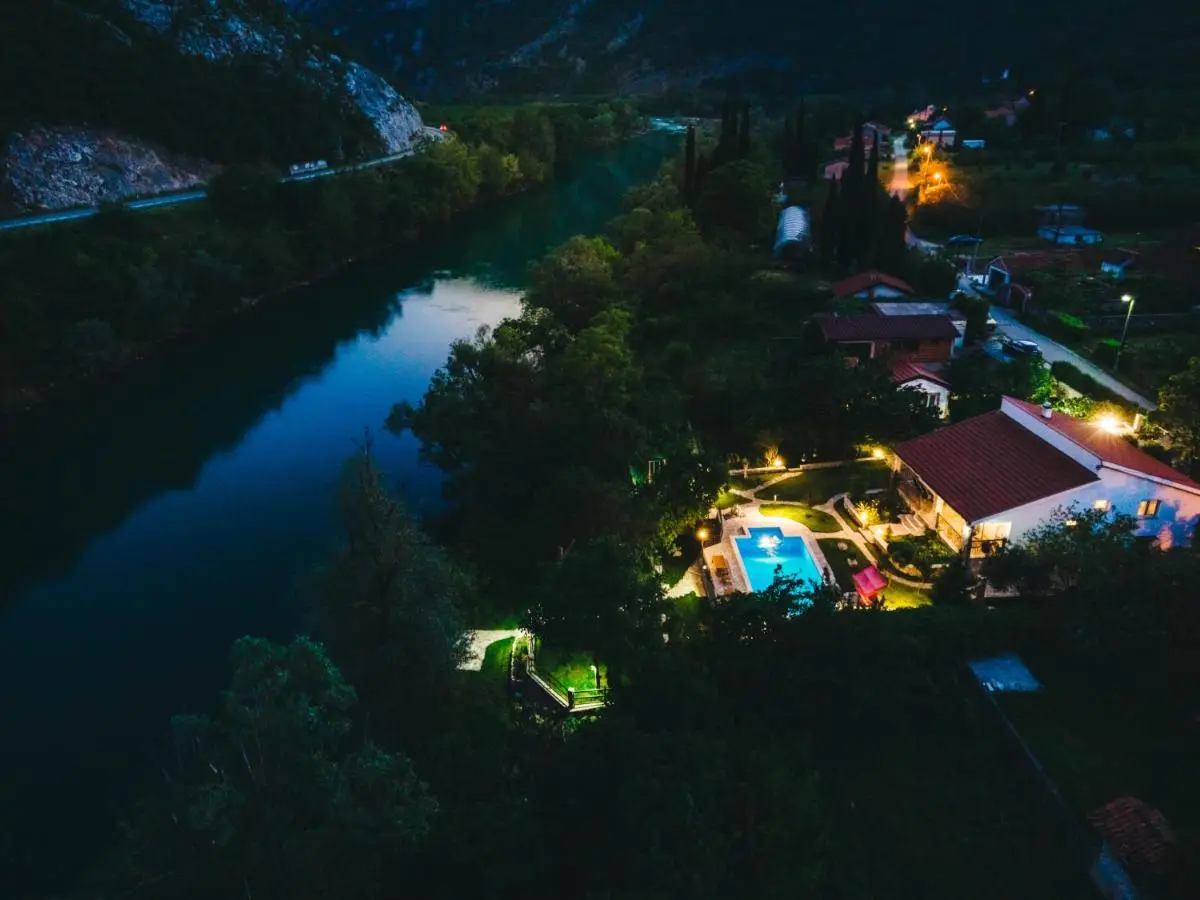 Villa Gana-Green Oasis with Heated Pool