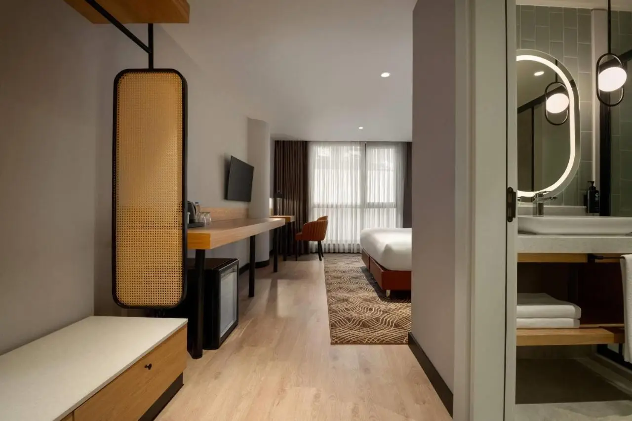 Tryp by Wyndham Istanbul Beyoglu