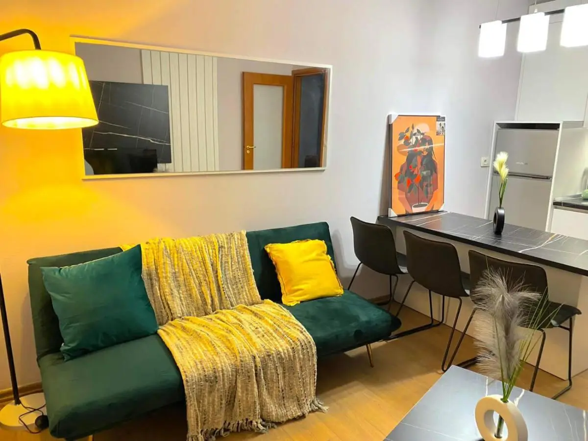 Signature apartment 11