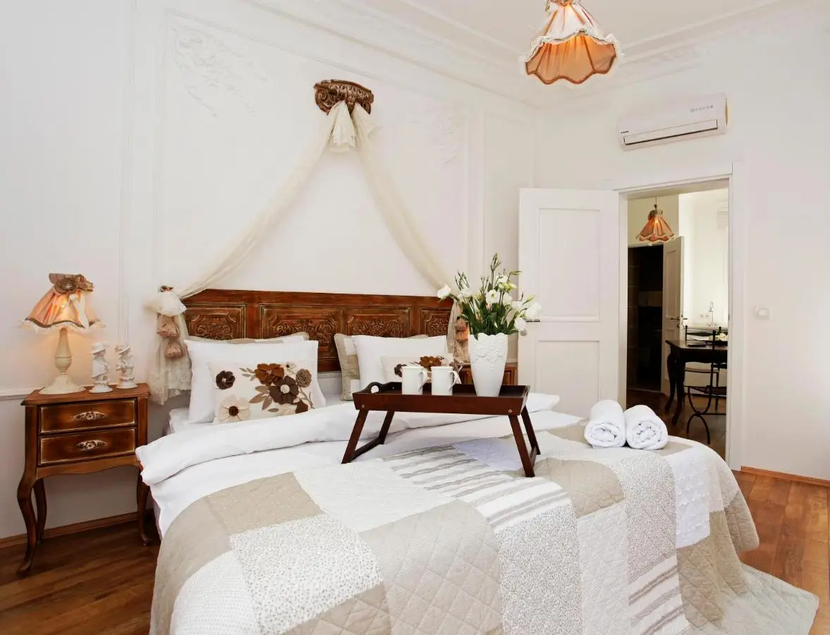 The White Swan Suites Beyoglu