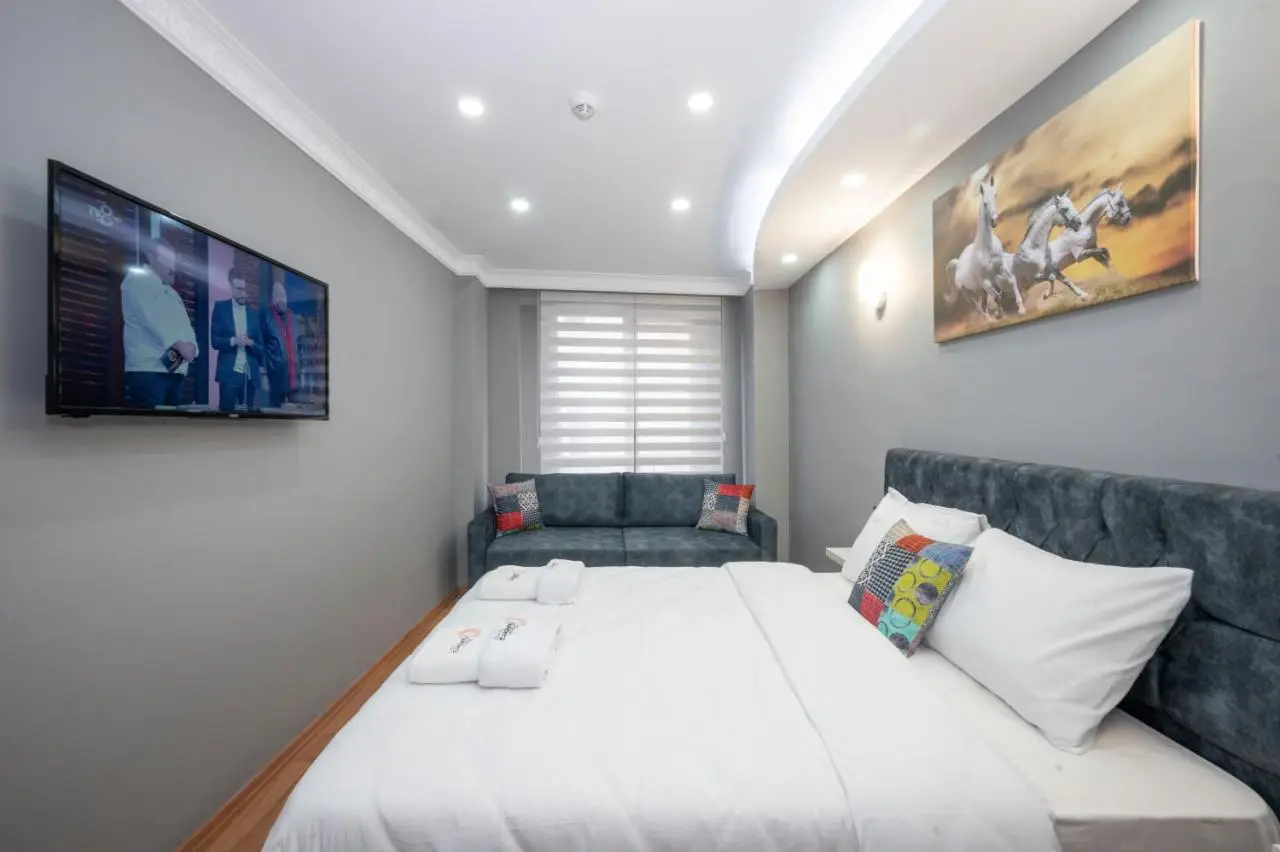 Taxim Sunpera Suites
