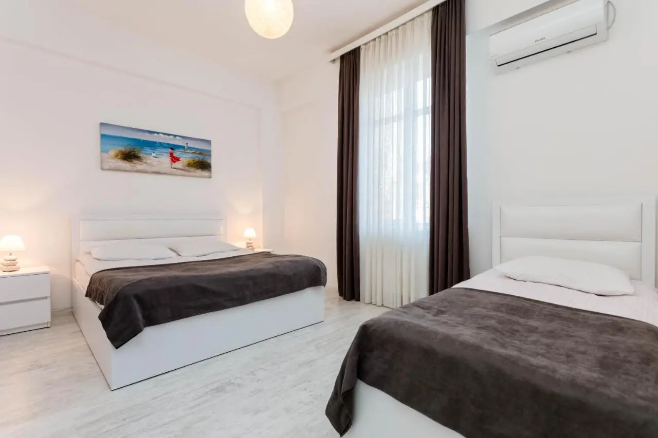 Lovely 2 Bedroom Flat
