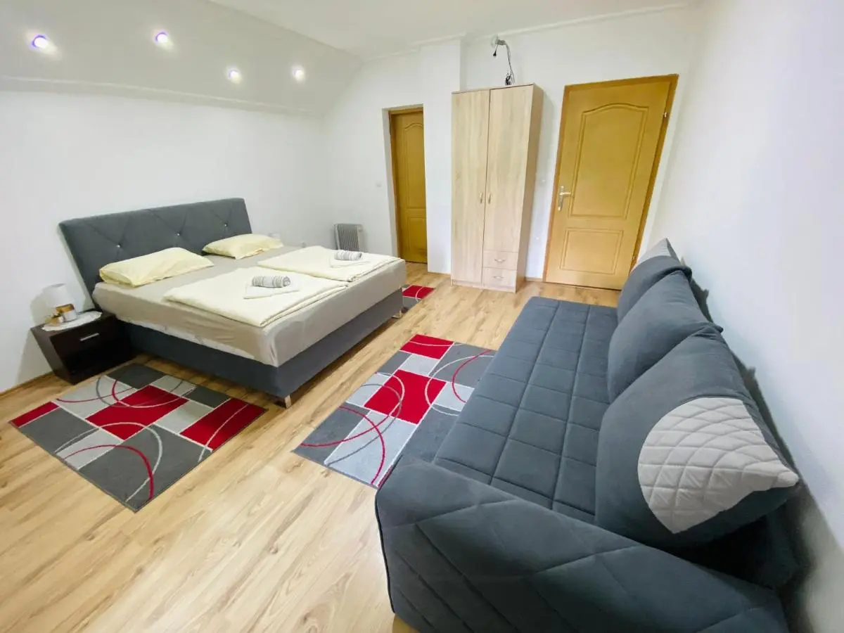 Unaqua Apartments