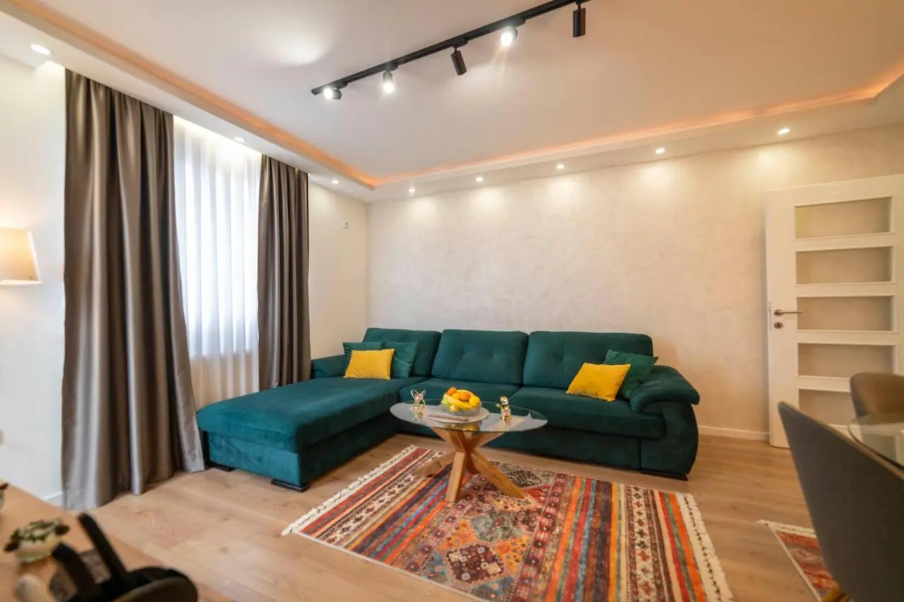 Apartment Premium Deny