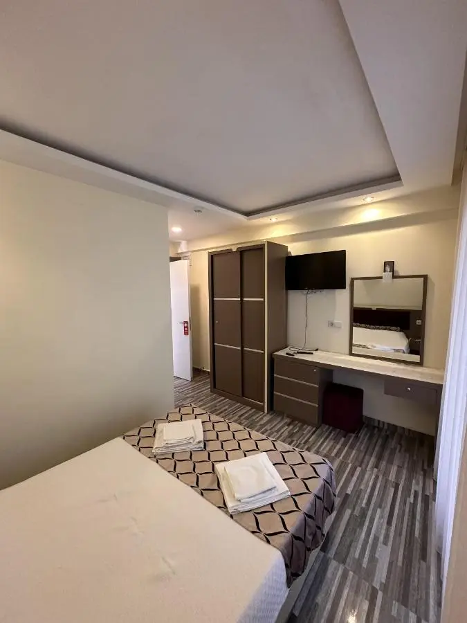 Hotel Falcon Home