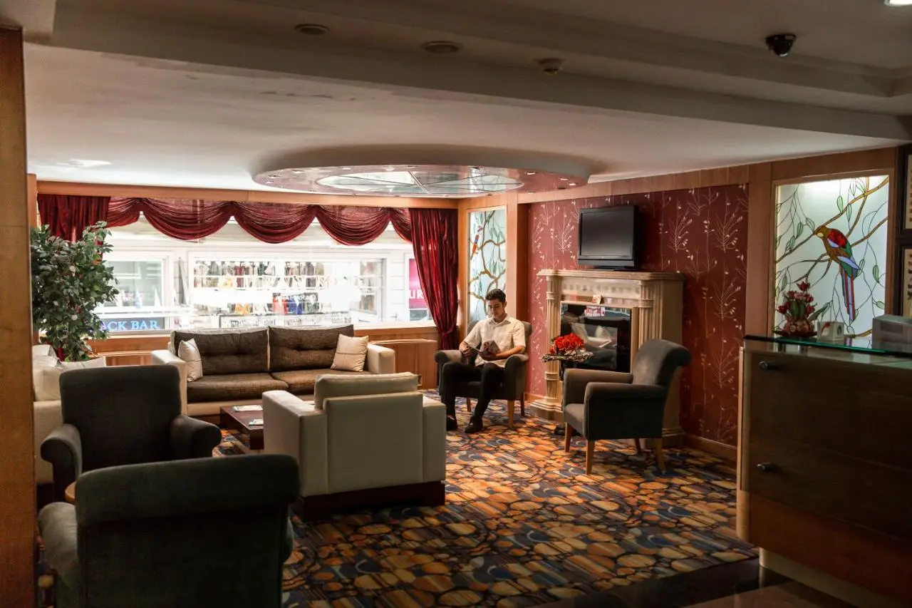 Yuksel Hotel