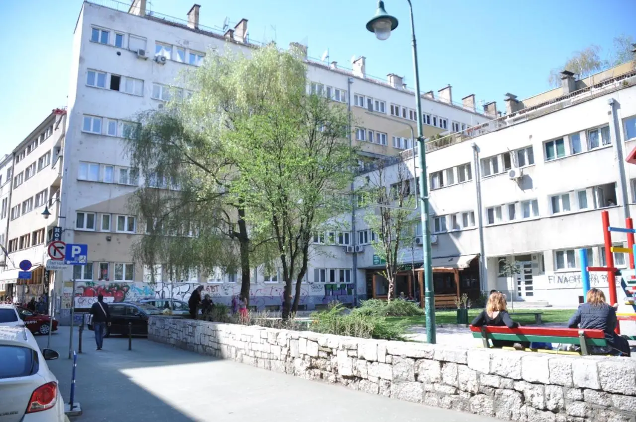 Eternal Flame Apt City Center