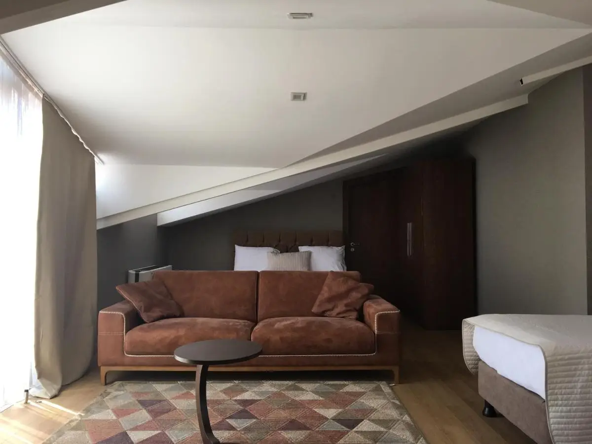 The Elegant Hotel