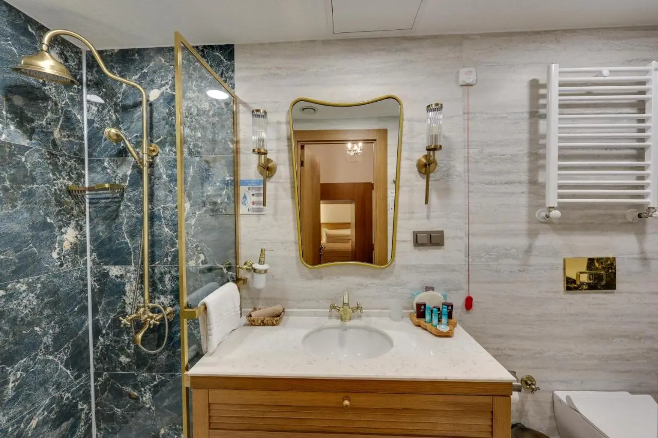 Silk Road Museum Hotel