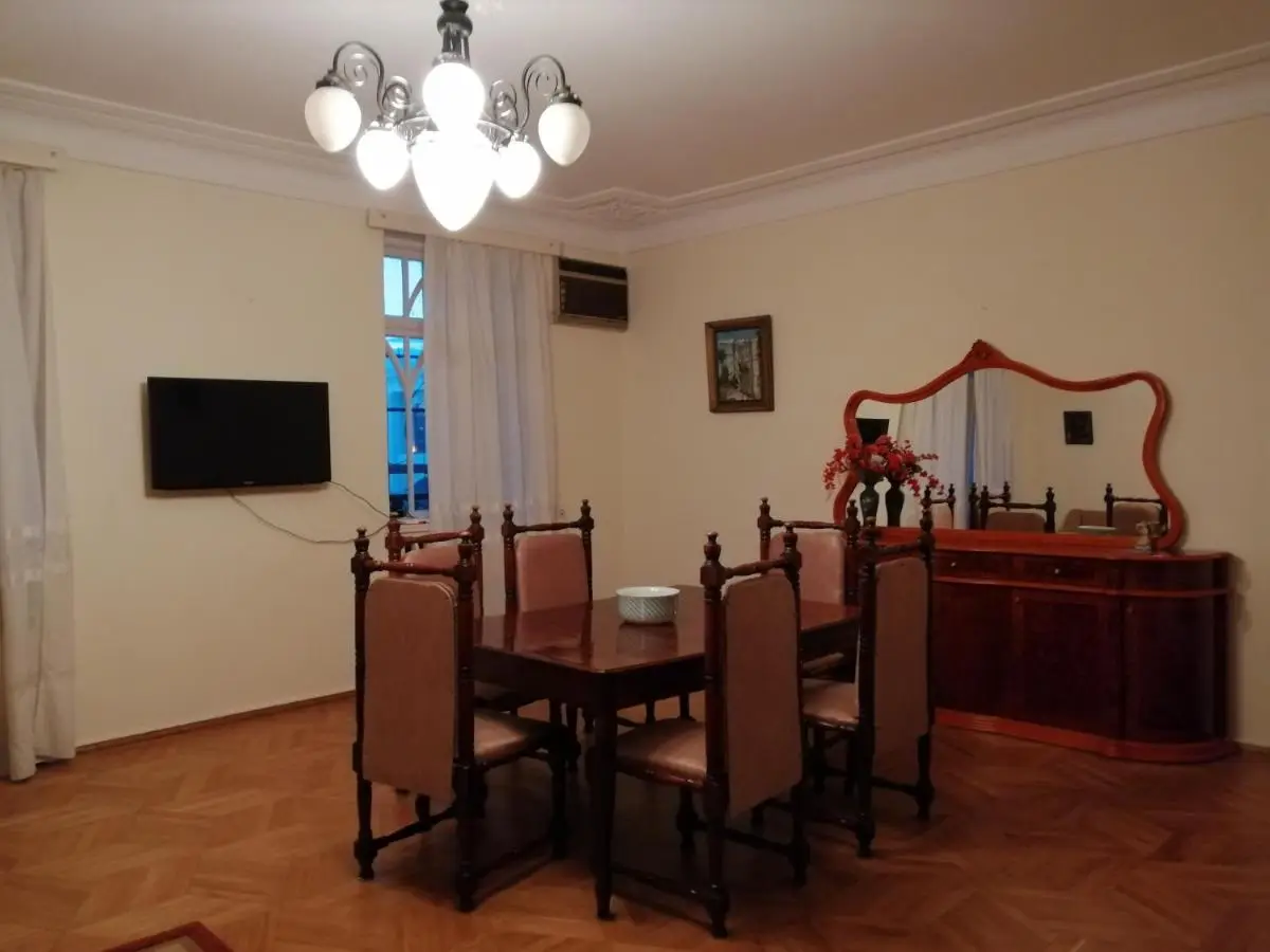 Apartment on Rustaveli 41