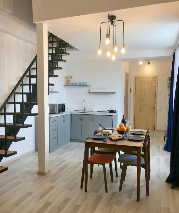 GVC 2-level apt New Gudauri