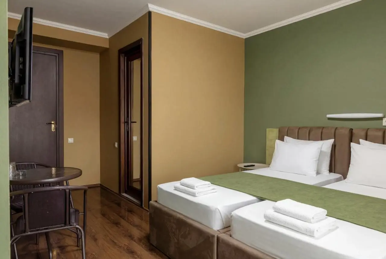 Hotel Tbilisi Central by Mgzavrebi