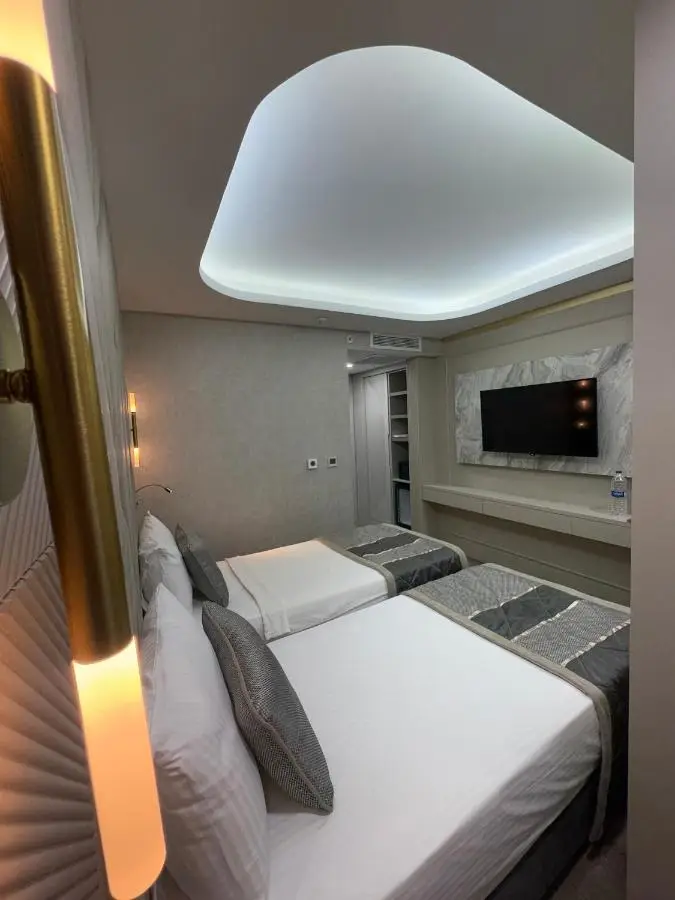 Elysia Hotel