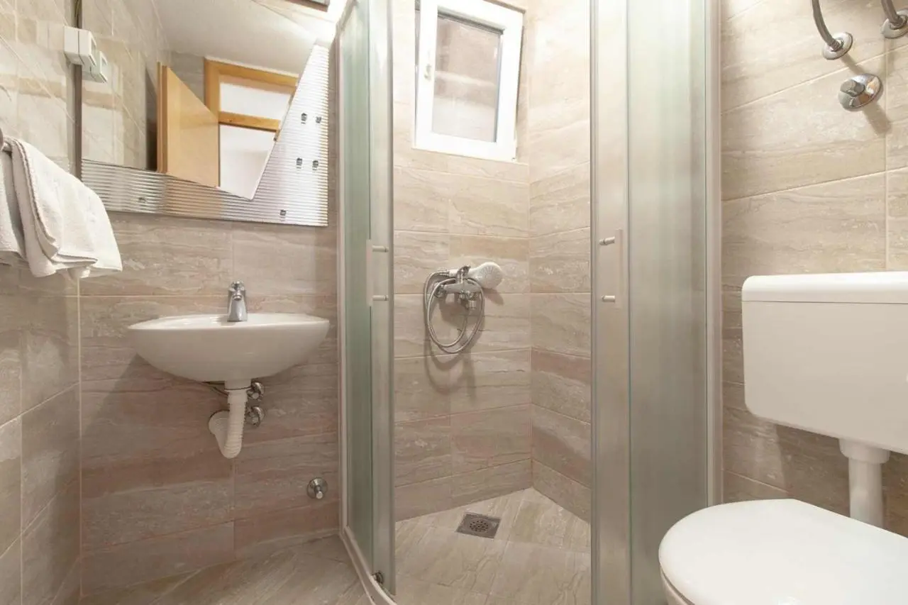 Villa Raguž sa Privatnom plažom i Garažom