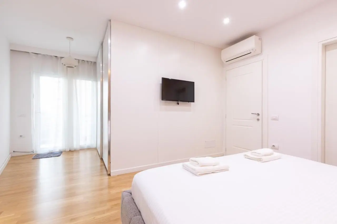 Exclusive 2 Bedrooms Apartment