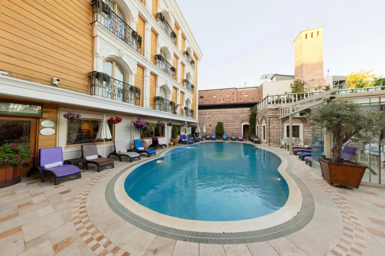 Seven Hills Palace & Spa