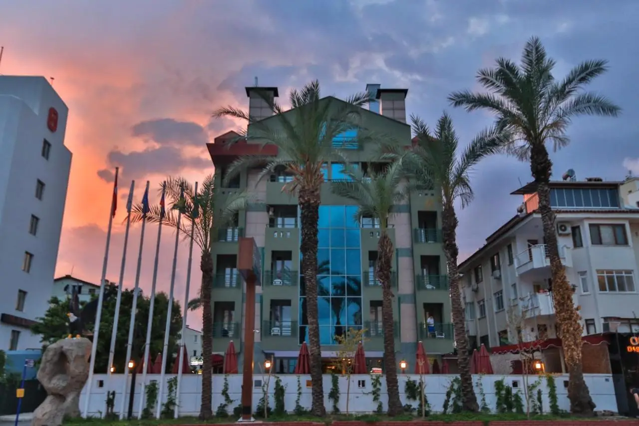 Lara Park Hotel