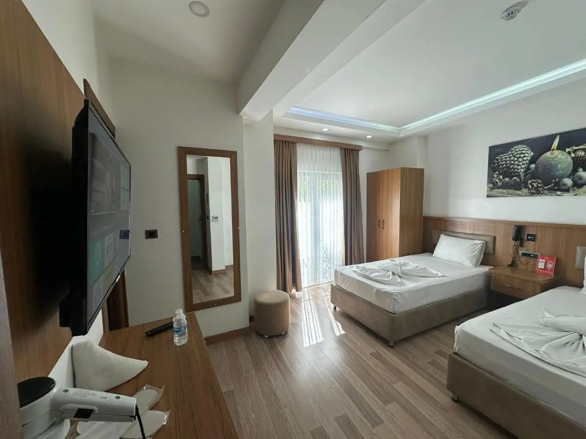 Hotel La SERA