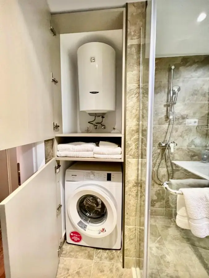 Viva beach Apartments in Alliance palace