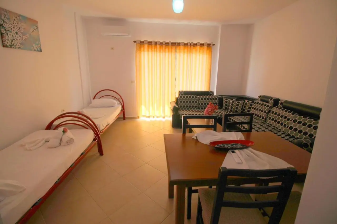 July Seaview Apartments