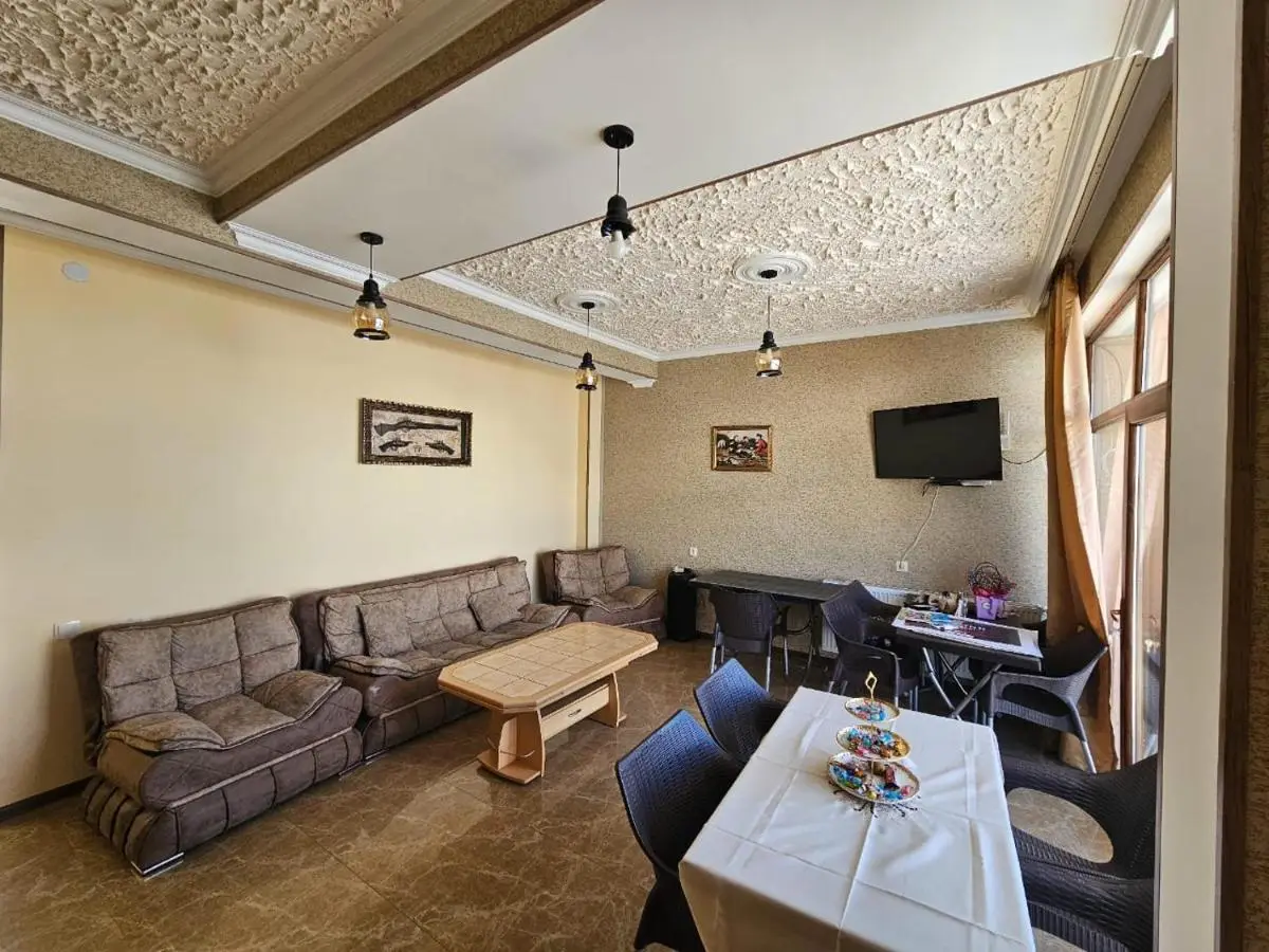 DISCOVER KAZBEGi HOTEL
