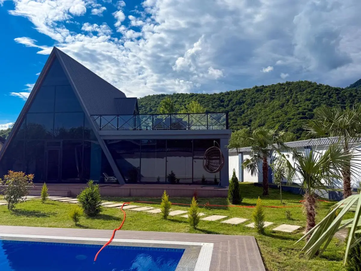 Area36 Royal Chalet