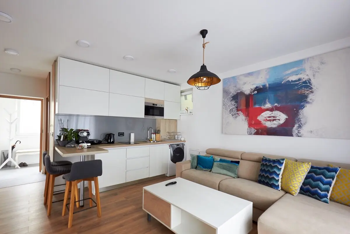 Charming Two Bedroom Apartment Zara