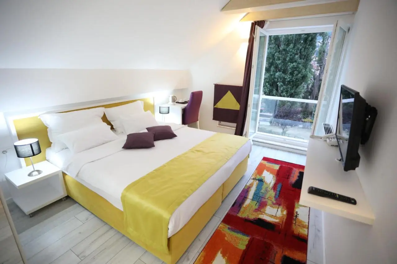Hotel Boutique Libris
