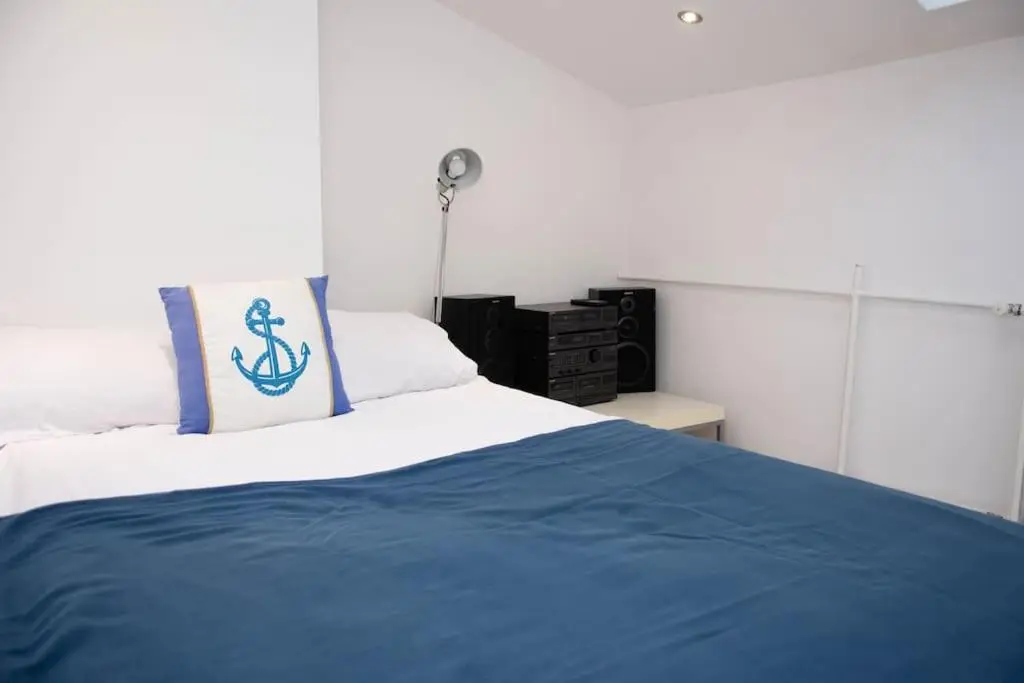 Lovely 2BDR Loft Apartment