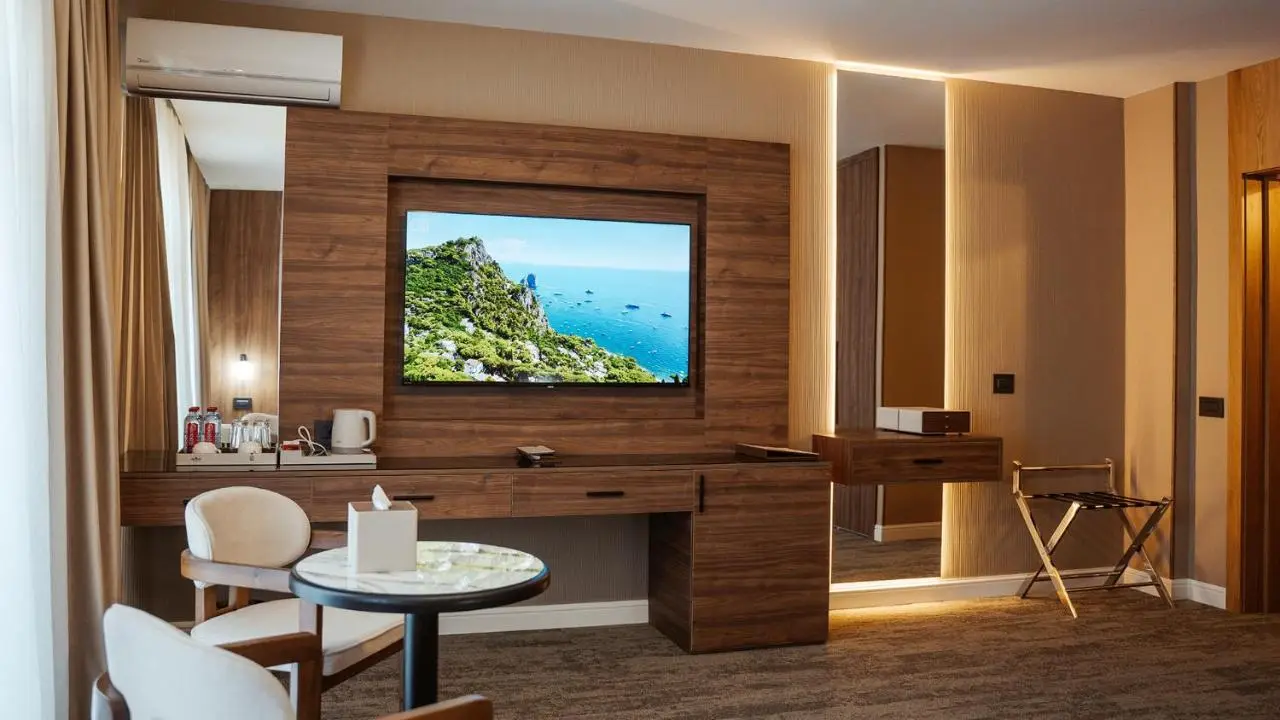 White Breeze Boutique Hotel