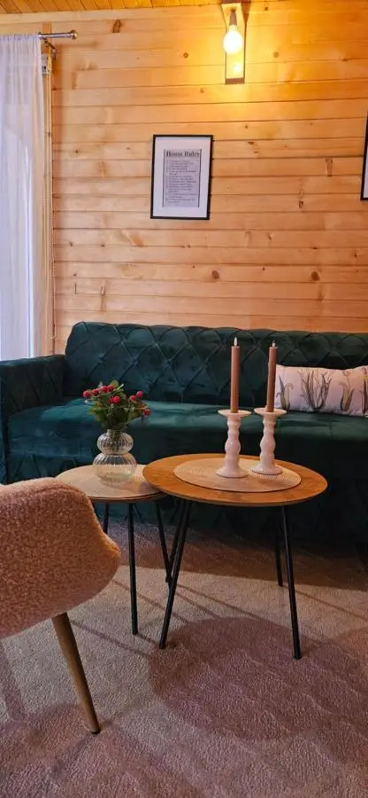 Nadiaa Wood House