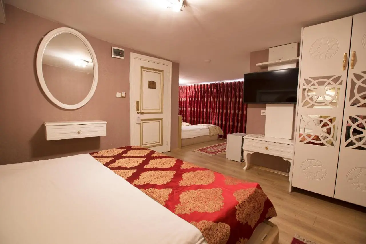 Hotel Queens Land